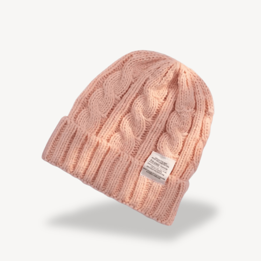 Kabelstickad mössa i mjuk ullblandning | Edurano - Edurano