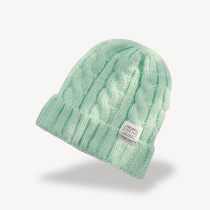 Kabelstickad mössa i mjuk ullblandning | Edurano - Edurano