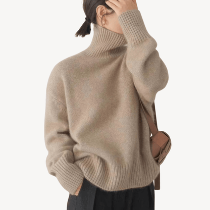 Ribbad stickad tröja med hög krage i mjukt material | Edurano - Edurano