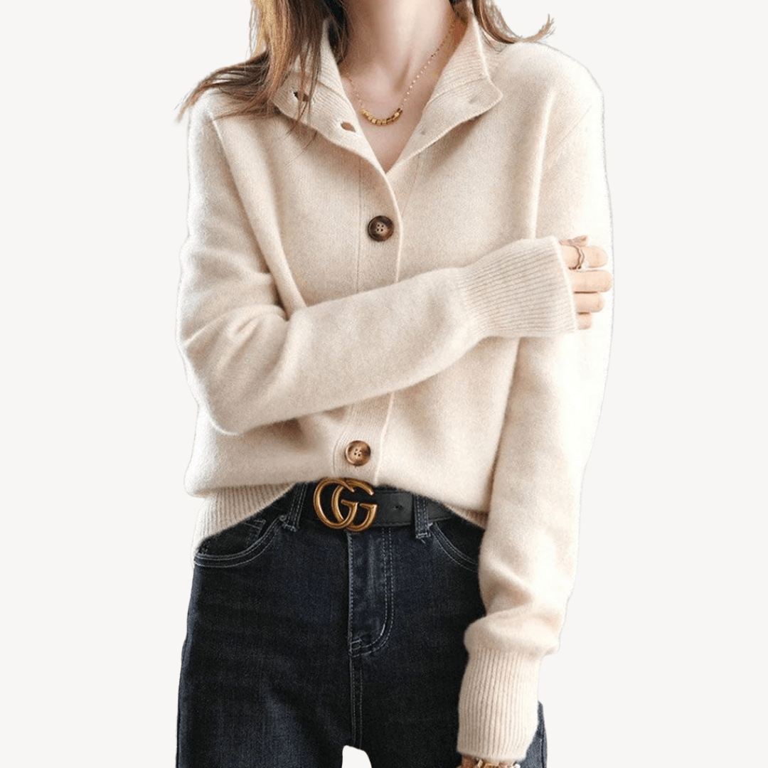 Stickad kofta med knappar i mjukt material | Edurano - Edurano