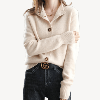 Stickad kofta med knappar i mjukt material | Edurano - Edurano